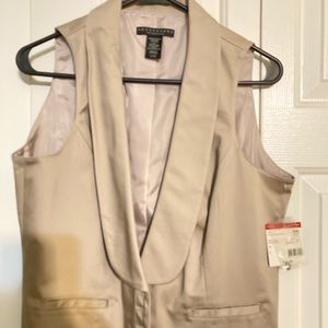 Boho Group tan stretch vest NWT